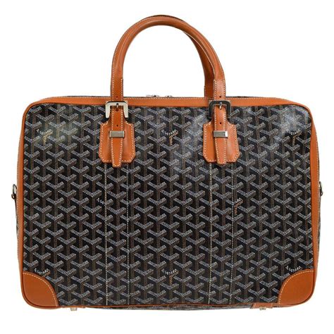 goyard caviar|Luggage .